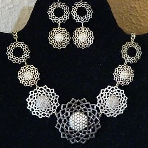 Necklace with earrings